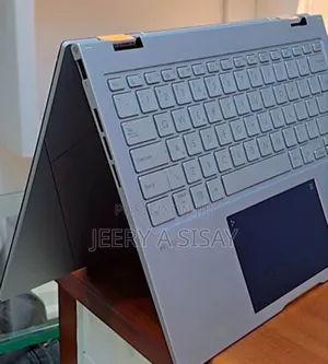 New Laptop Asus ZenBook Flip 14 UX461UA 16GB Intel Core I7 SSD 512GB