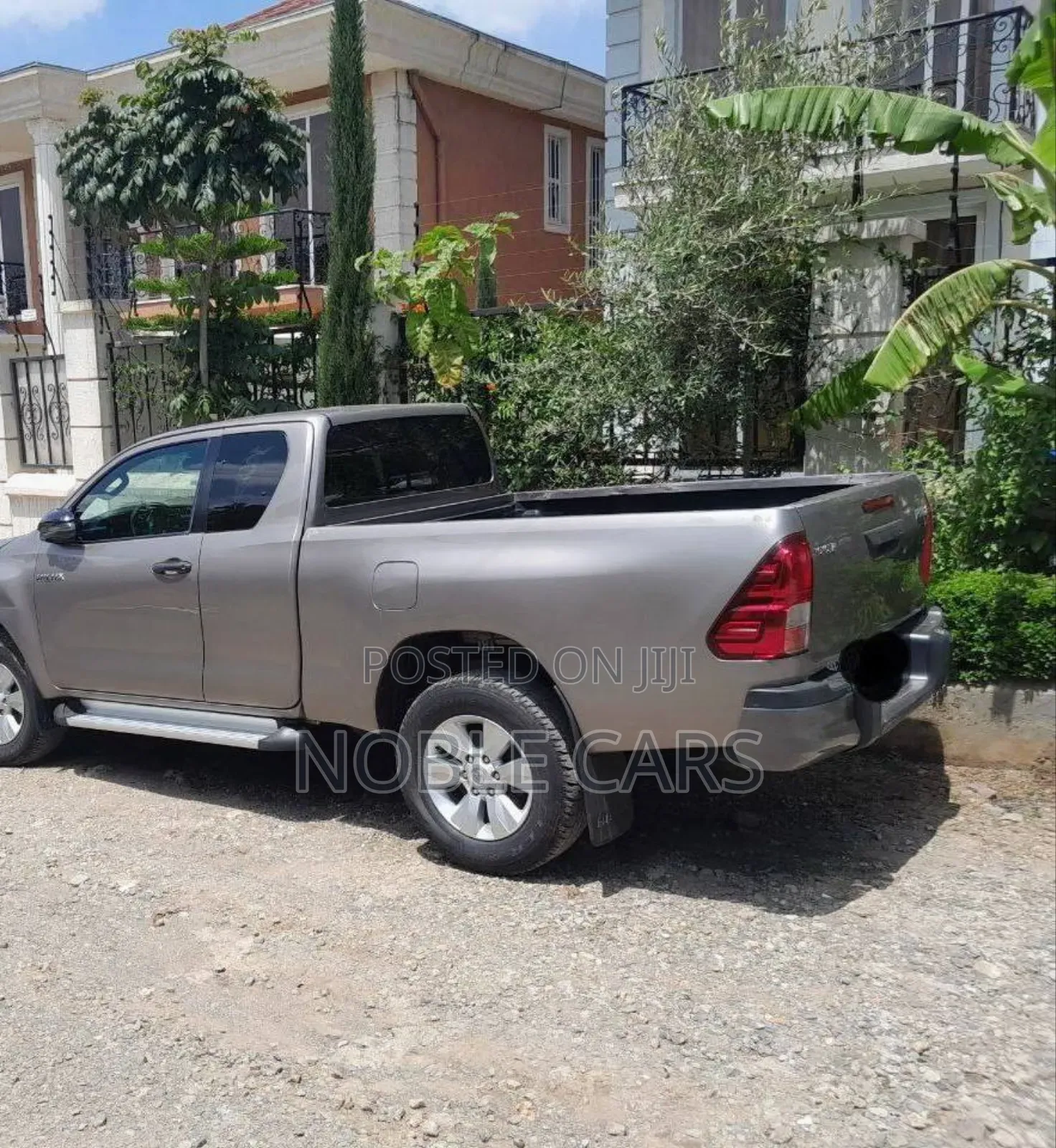 Toyota Hilux 2018 Brown