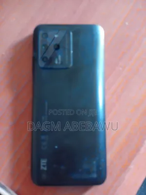 ZTE Z557 8 GB Black