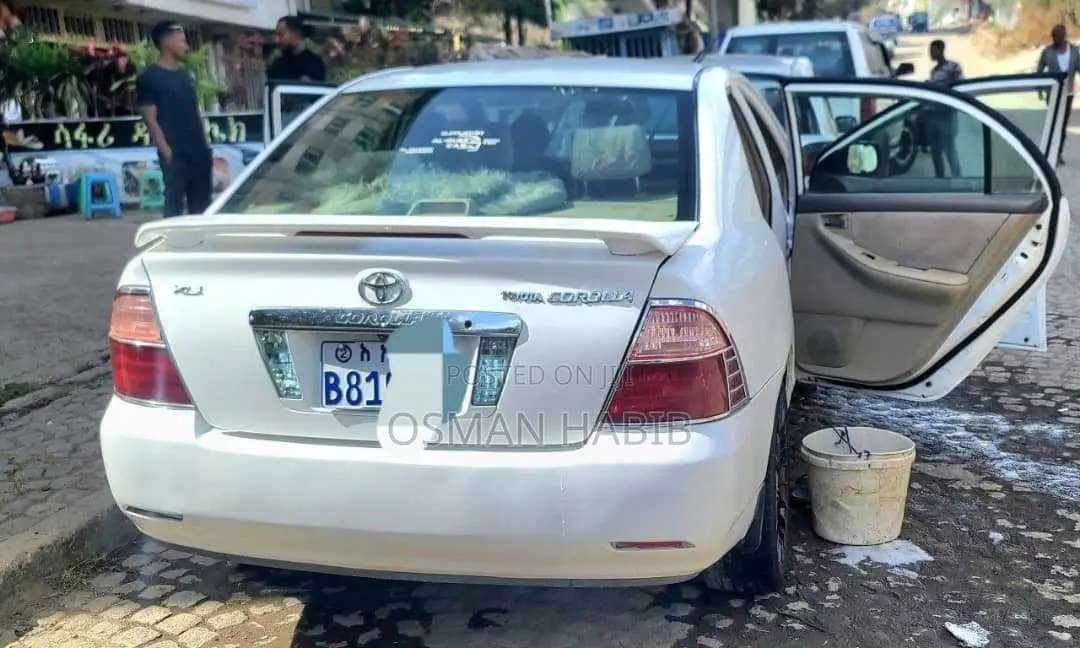 Toyota Yaris 2016 Silver