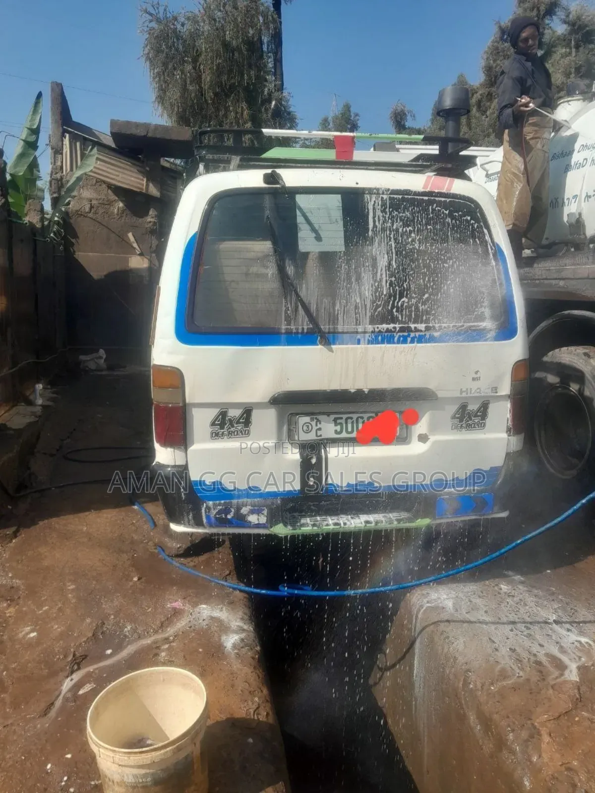 Toyota HiAce 2004 White