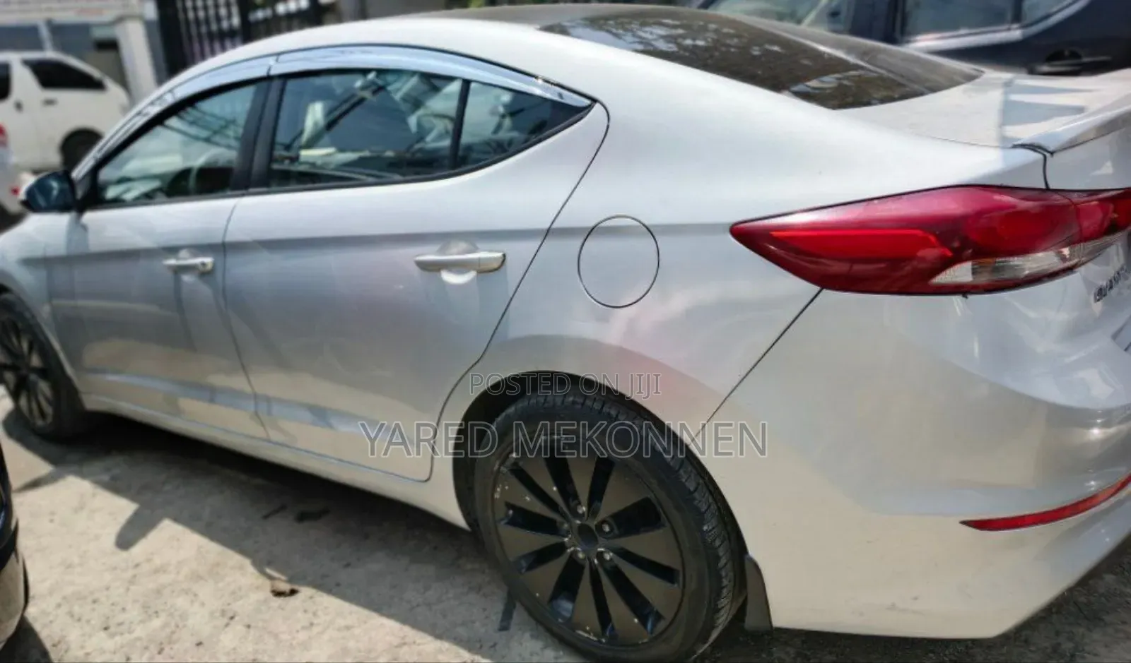 Hyundai Elantra 2017 Silver