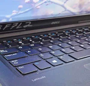 New Laptop Dell Latitude 13 3380 8GB Intel Core I5 SSD 256GB