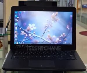 Photo - New Laptop Dell Latitude 13 3380 8GB Intel Core I5 SSD 256GB