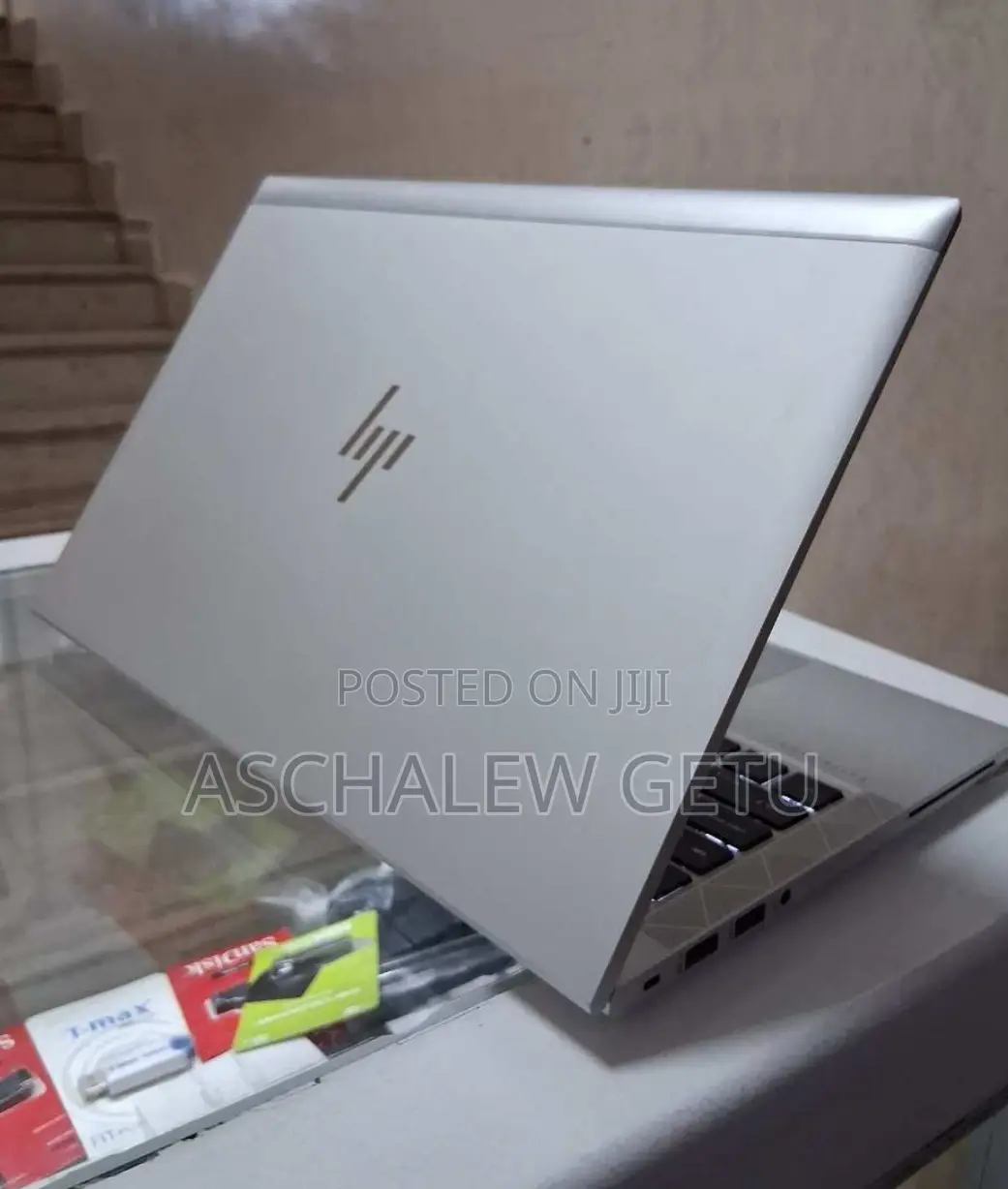 New Laptop HP EliteBook 840 G8 16GB Intel Core I7 SSD 512GB