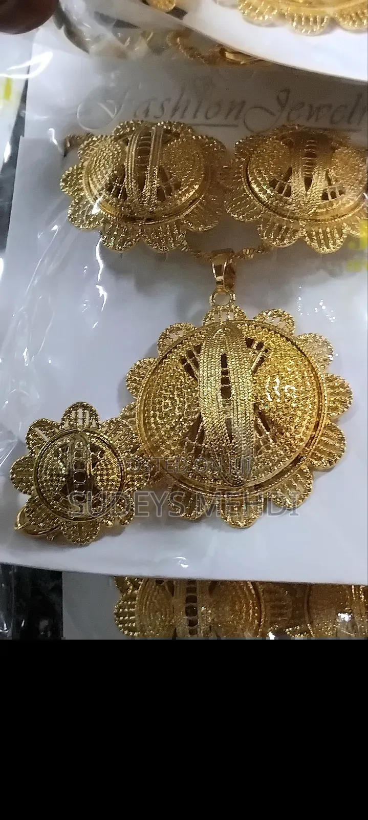 Luxury Gold Fashion Jewellery Set | ወርቃማ ጌጣጌጥ