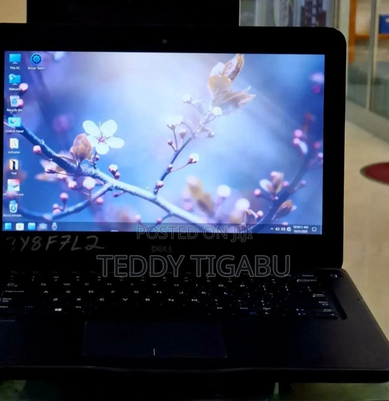 New Laptop Dell Latitude 3380 8GB Intel Core I5 SSD 256GB