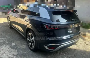 Volkswagen ID.6 2023 Black