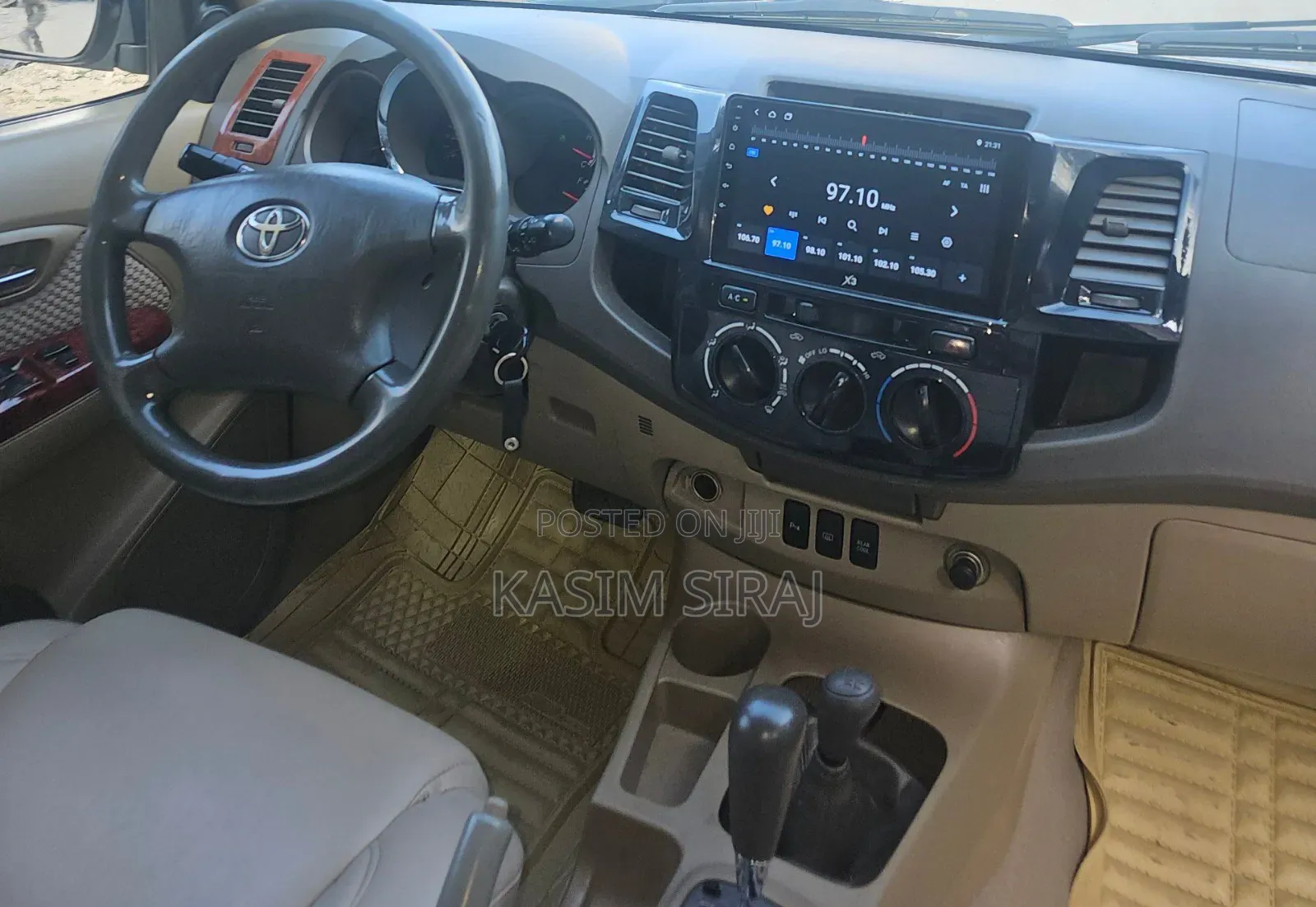 Toyota Fortuner 2.7 AWD 2011 Brown