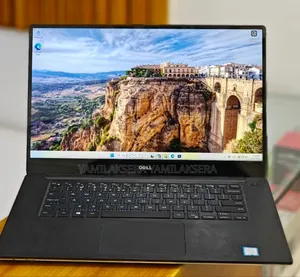 New Laptop Dell XPS 15 16GB Intel Core I7 SSD 256GB