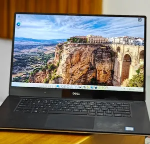 Photo - New Laptop Dell XPS 15 16GB Intel Core I7 SSD 256GB