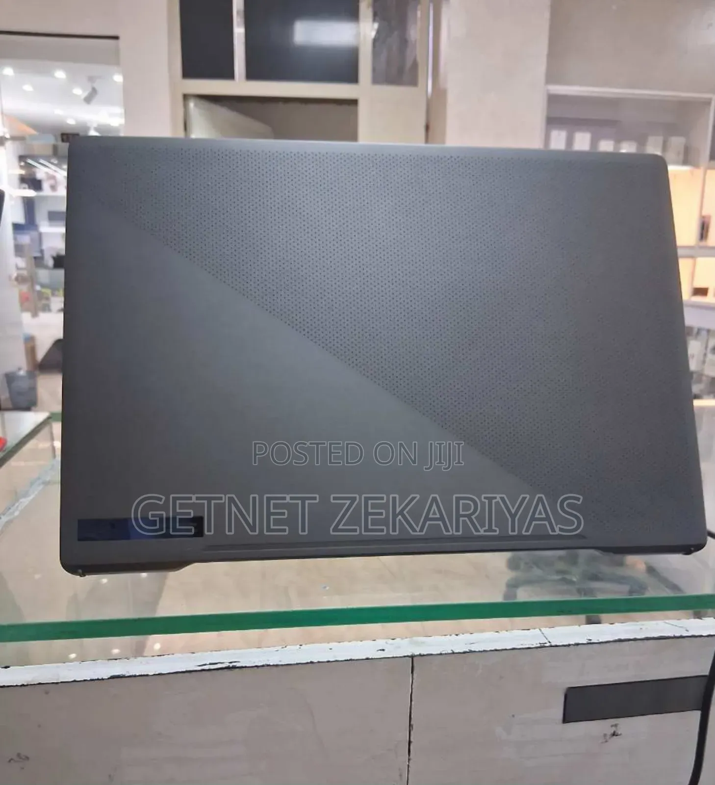 New Laptop Asus ROG Zephyrus G16 16GB AMD Ryzen 9 SSD 512GB