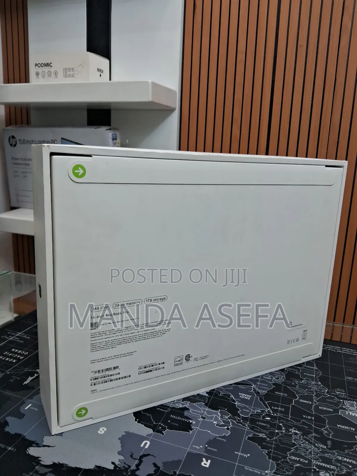 New Laptop Apple MacBook Pro 24GB Apple M4 SSD 1T