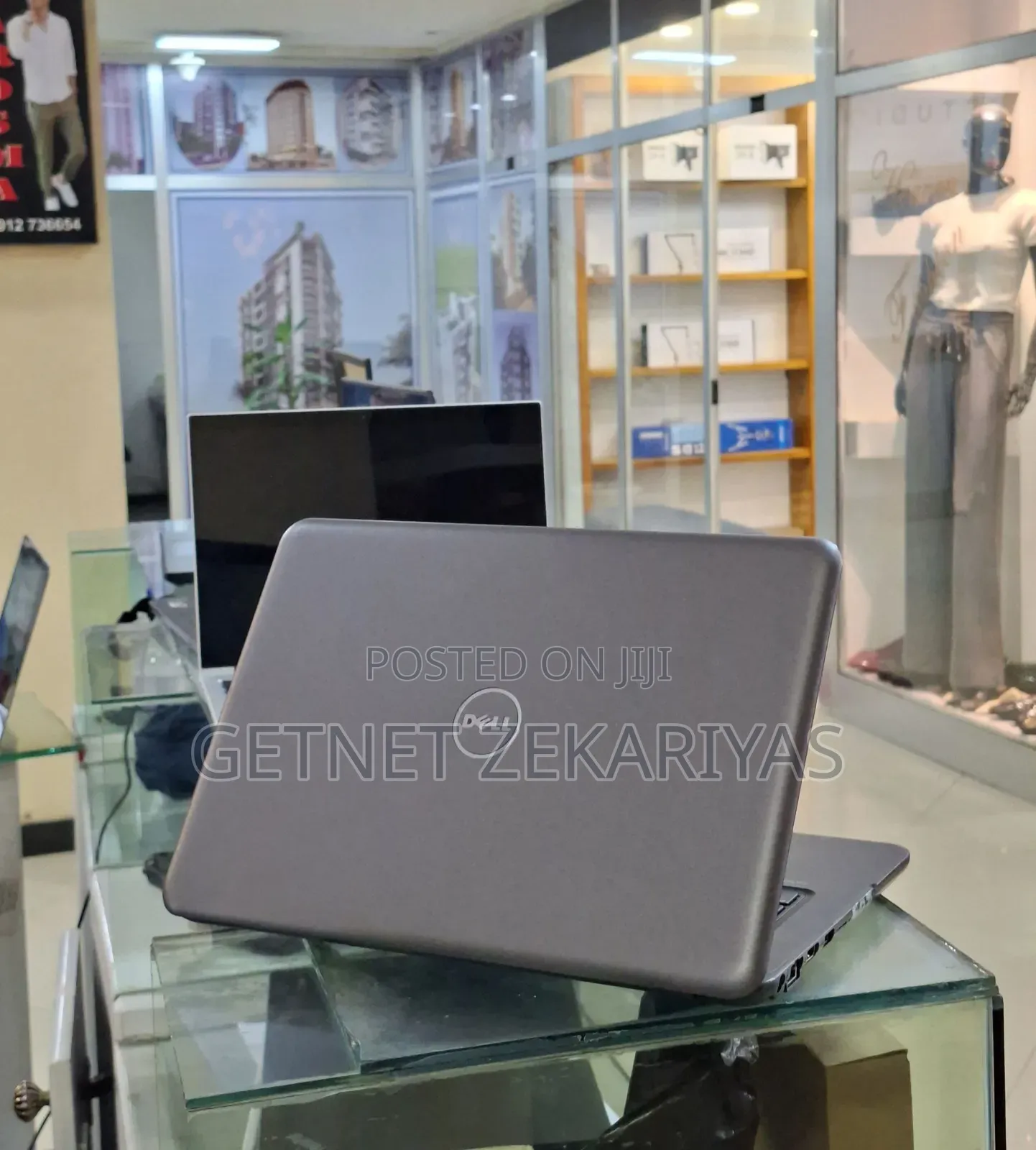 New Laptop Dell Latitude 3380 8GB Intel Core I5 SSD 256GB