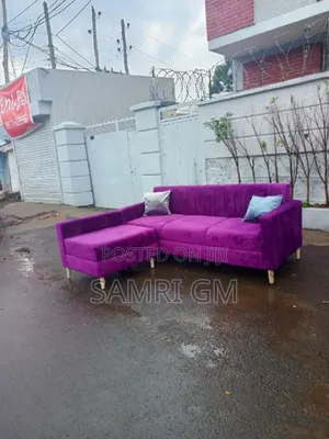 Photo - Earliest Sofa