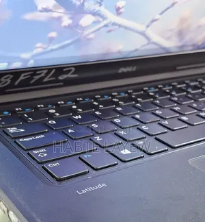 New Laptop Dell Latitude 3380 8GB Intel Core I5 SSD 256GB