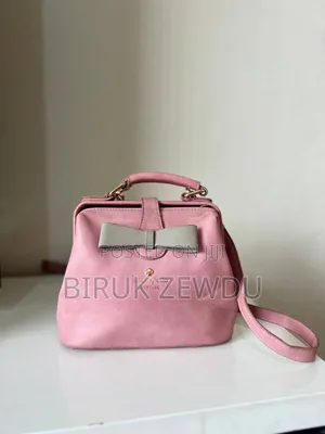 Photo - Stylish Pink Ladies Handbag – Elegant Bow Design Price: 1,800 Etb