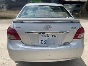 Toyota Belta 2008 Silver
