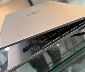 Photo - New Laptop HP 16GB Intel Core I5 SSD 512GB