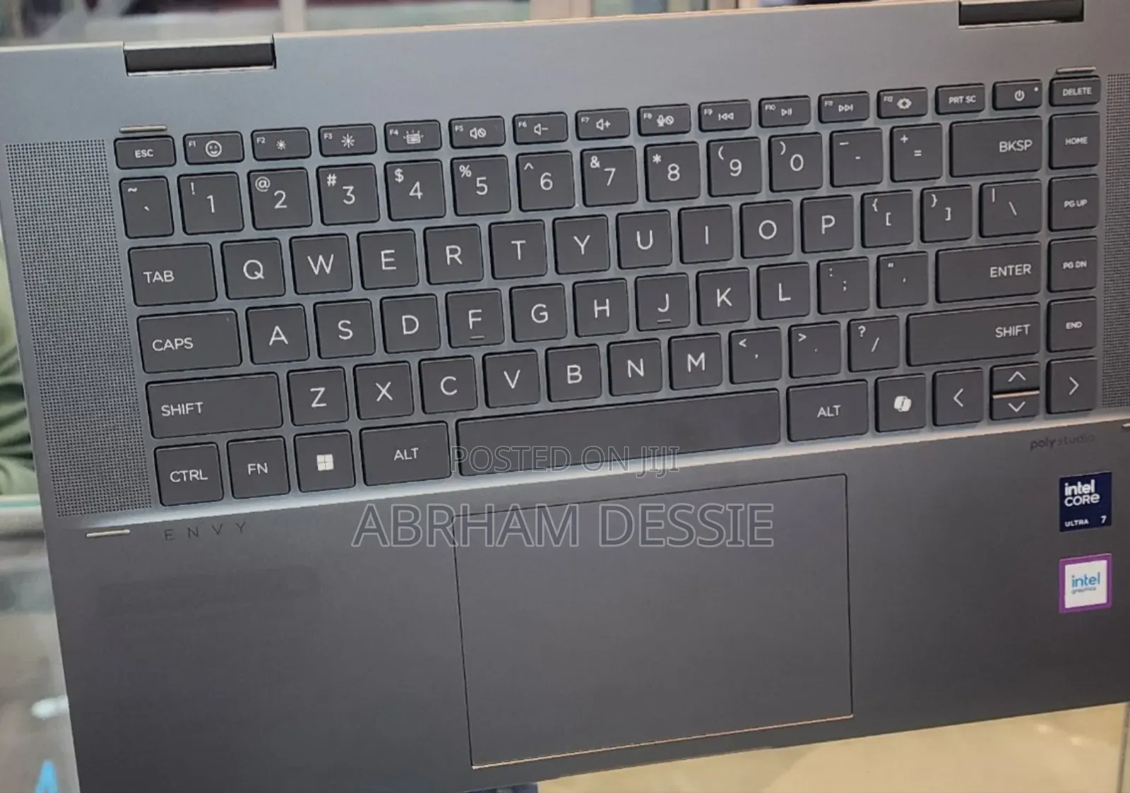 New Laptop HP 16GB Intel Core Ultra 7 SSD 1T