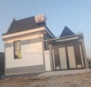 Furnished 3bdrm House in ዱከም, East Shewa for sale