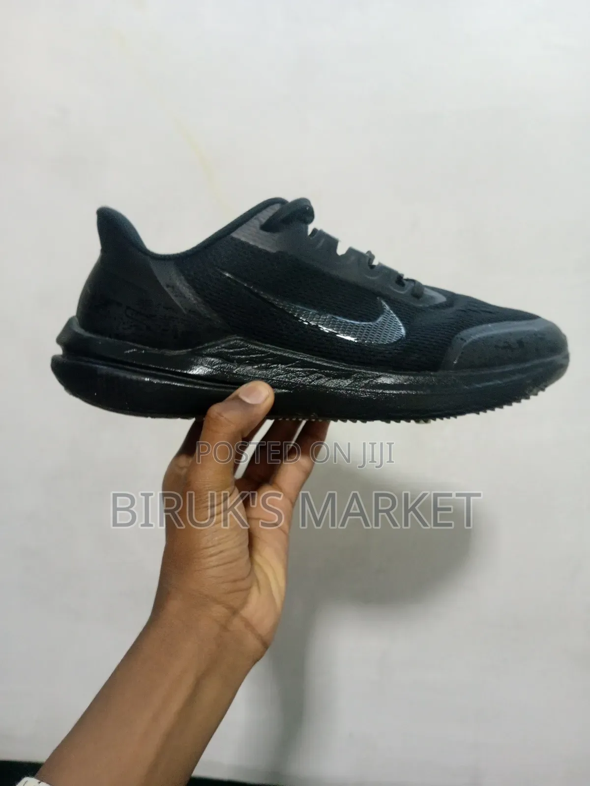 Brand Nike Shoes Very Comfortable and Original