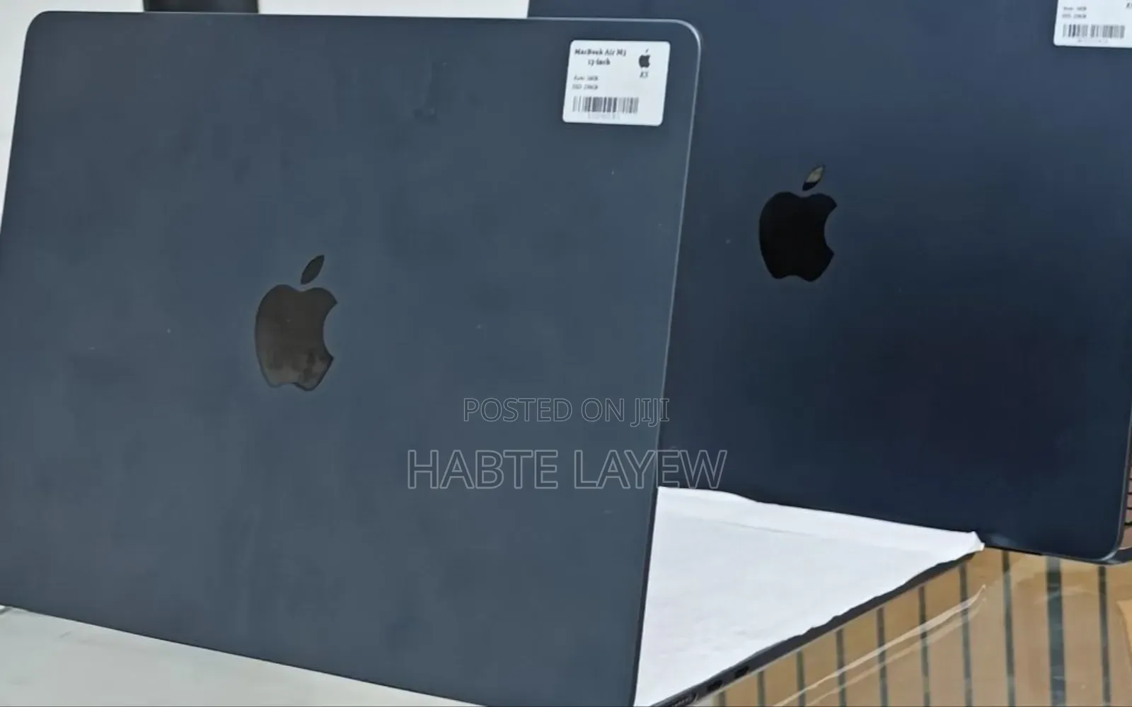 New Laptop Apple MacBook Air 2025 M4 13-Inch 16GB Apple M4 SSD 256GB