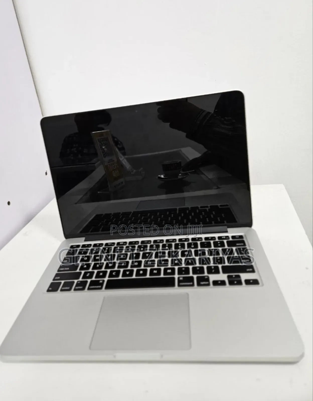 New Laptop Apple MacBook Pro 2014 8GB Intel Core I5 SSD 128GB