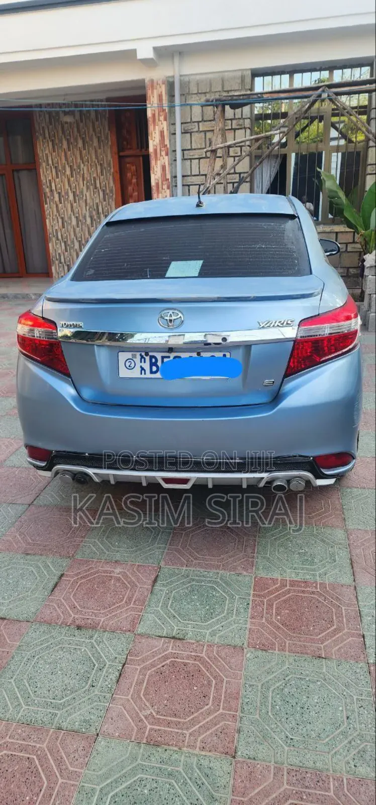 Toyota Yaris L Hatchback 5dr 2014 Blue