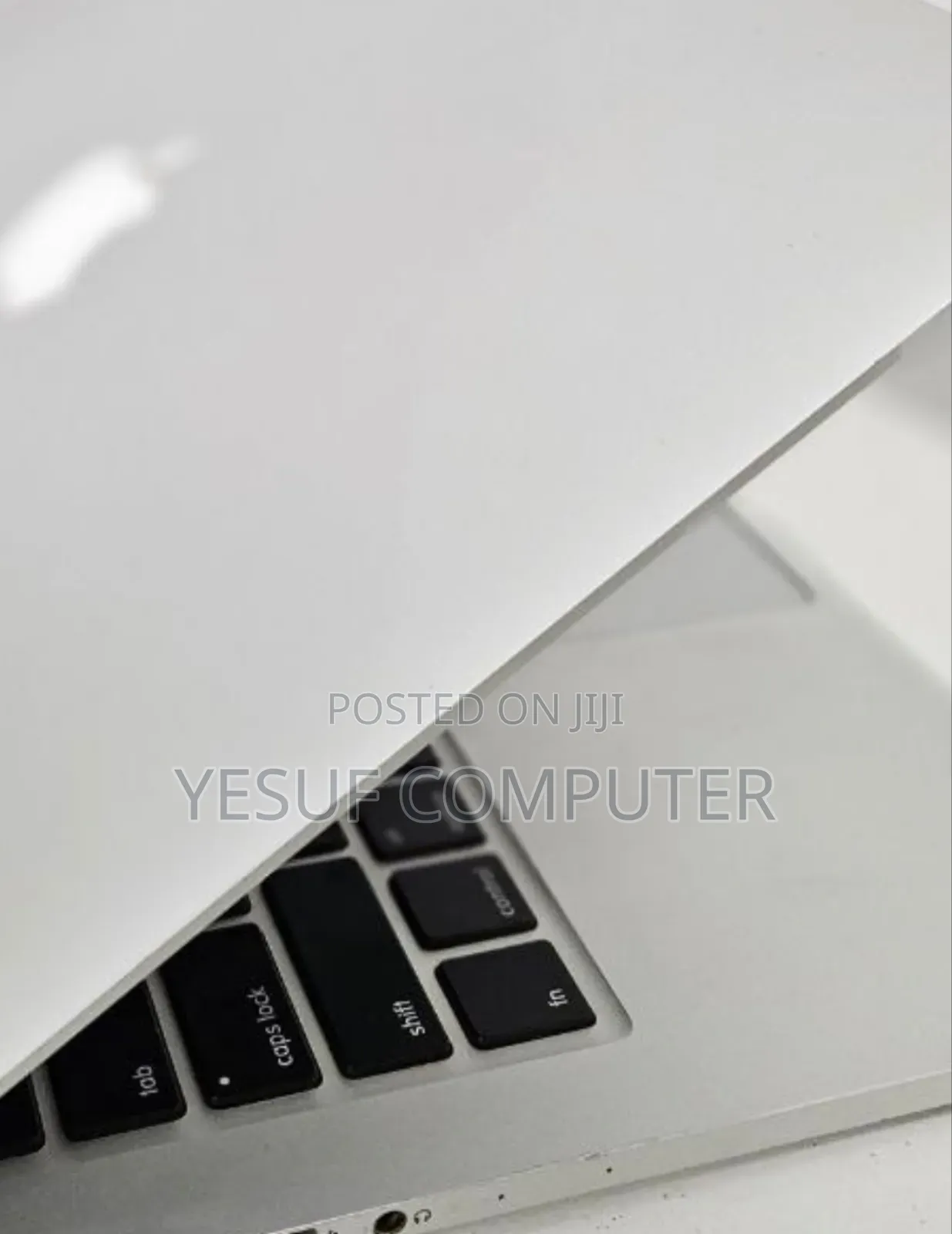 New Laptop Apple MacBook Pro 2014 8GB Intel Core I5 SSD 128GB