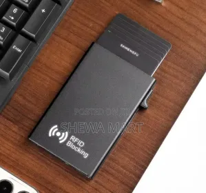 Blocking Magnetic Card Holder - Wallet With One View, Black Metal Desi