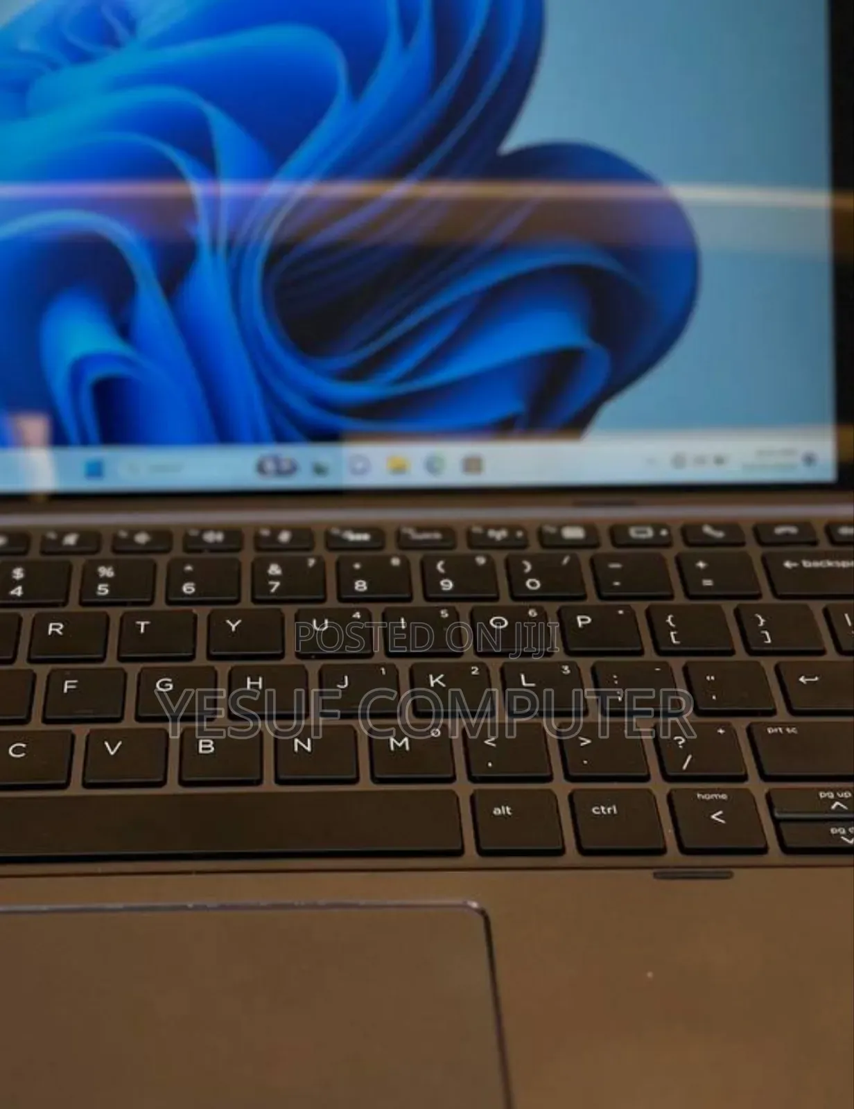 New Laptop HP Elite X2 1011 G1 8GB Intel Core M2 SSD 256GB