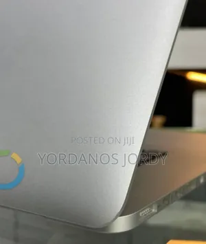 New Laptop Apple MacBook Pro 2015 16GB Intel Core I5 SSD 256GB