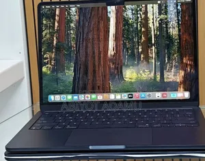 Photo - New Laptop Apple MacBook Air 2024 M3 15-Inch 16GB Apple M3 SSD 256GB