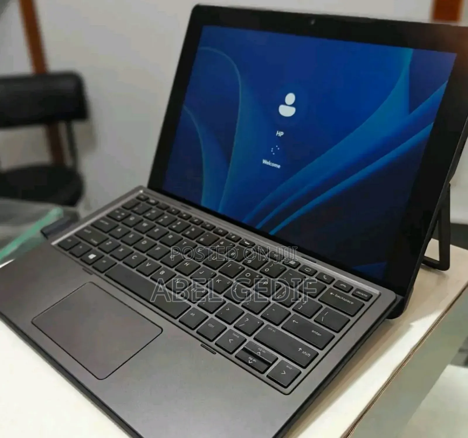 New Laptop HP Elite X2 1012 8GB Intel Core I5 SSD 256GB