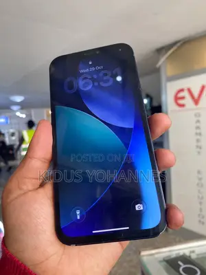 Photo - Apple iPhone 12 128 GB Blue