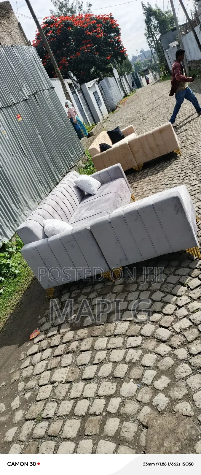 Sliver Divan1 Sofa