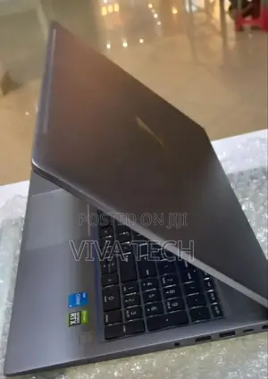 New Laptop HP ZBook 15u 16GB Intel Core I5 SSD 512GB