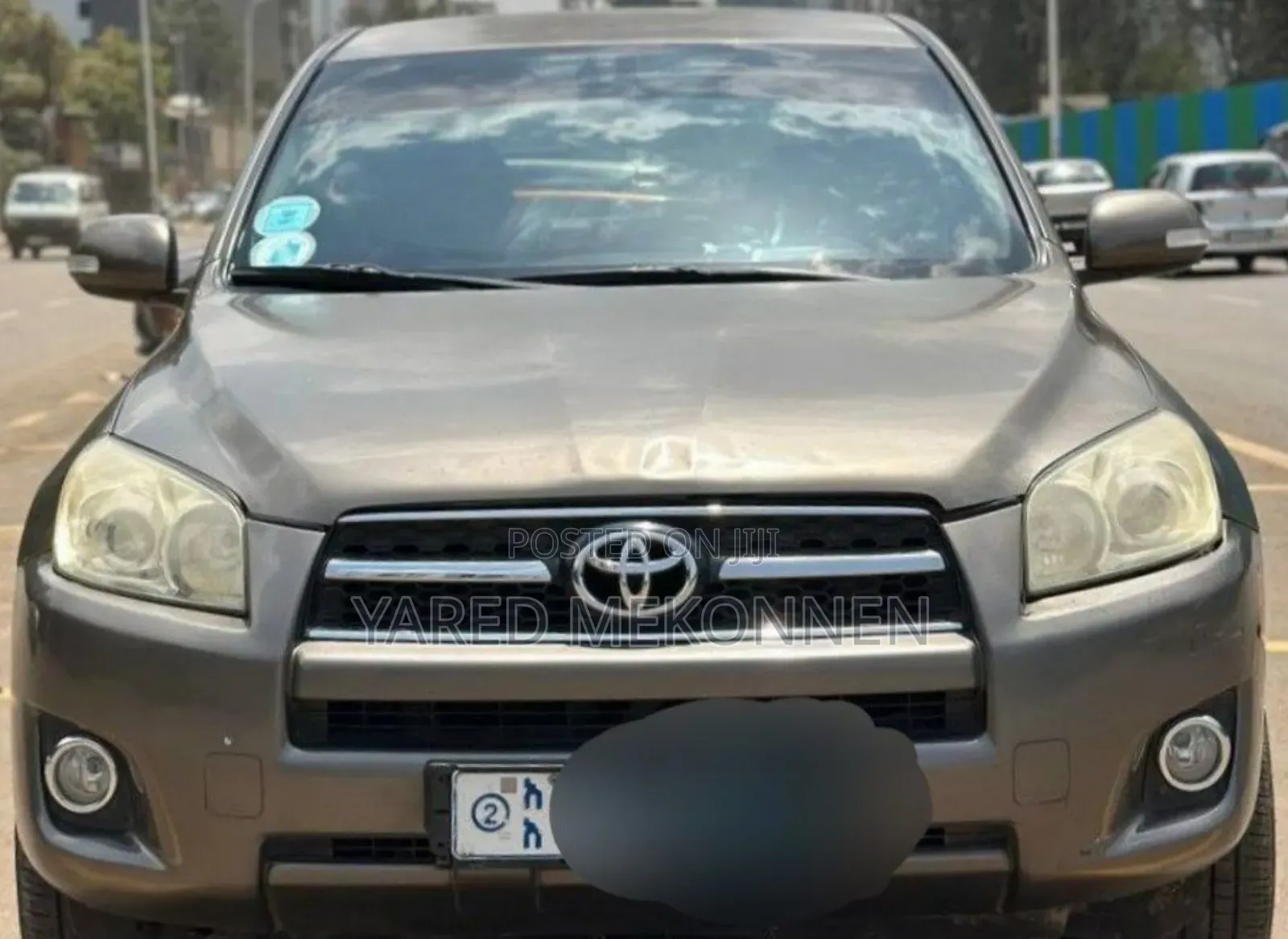 Toyota RAV4 2010 Gold