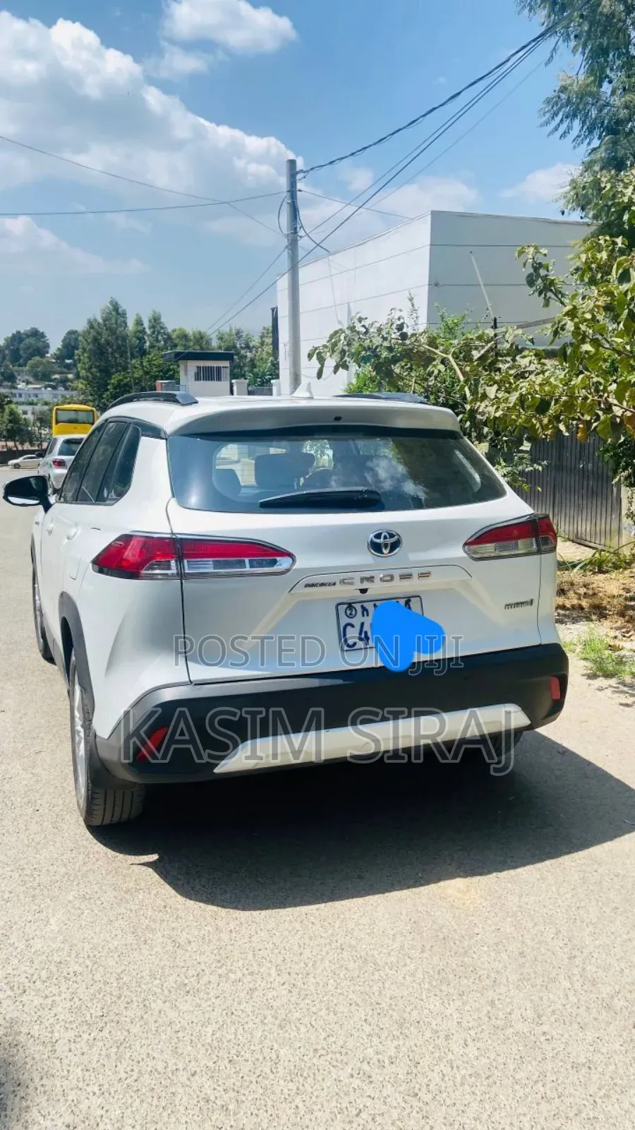 Toyota Corolla Cross Hybrid 2023 White