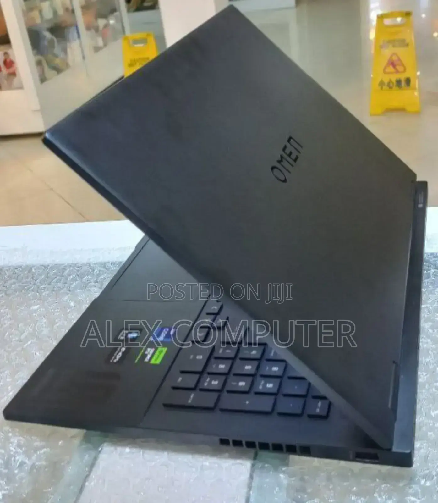 New Laptop HP Omen 16 16GB Intel Core I9 SSD 1T