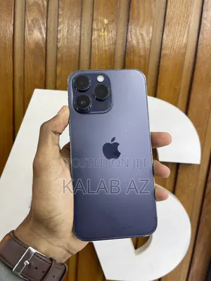 Photo - Apple iPhone 14 Pro Max 256 GB Purple