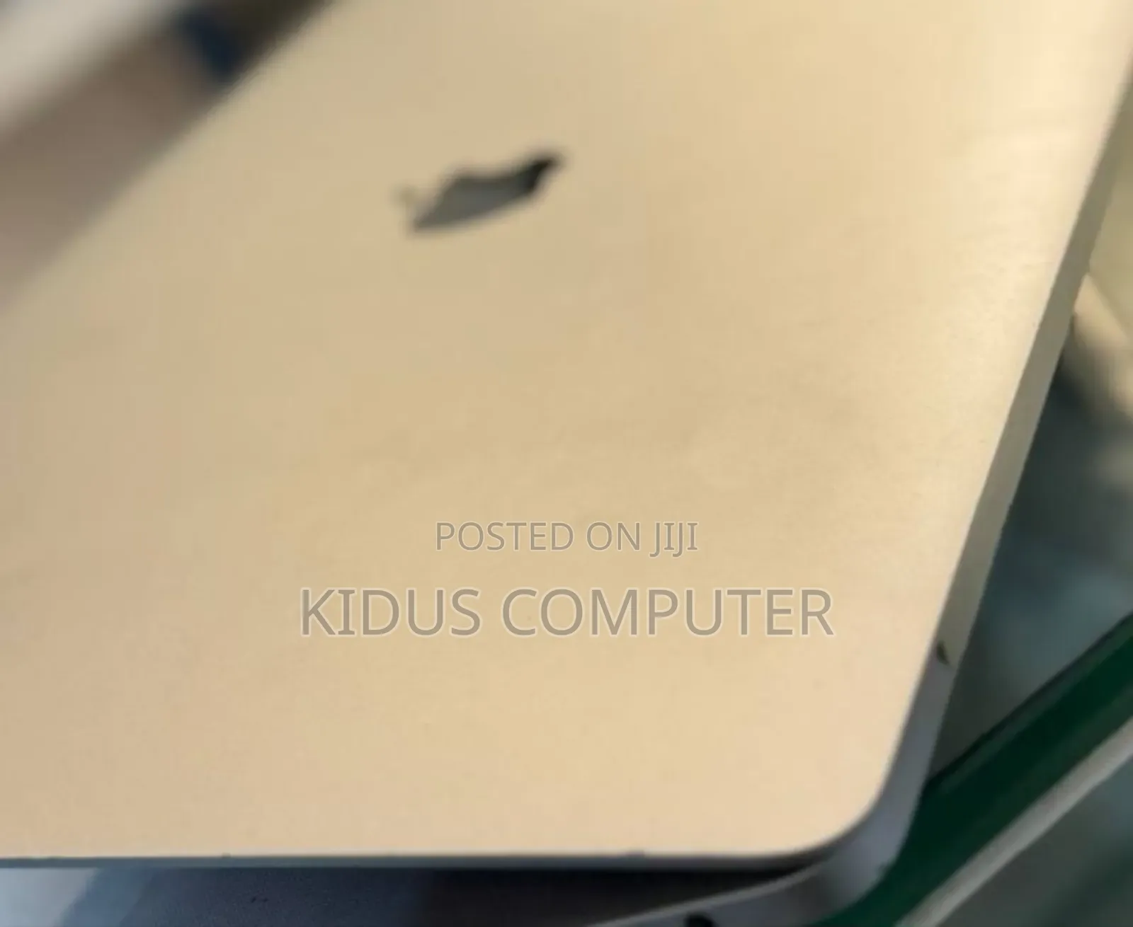 New Laptop Apple MacBook 2016 16GB Intel Core I7 SSD 512GB