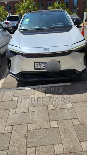 New Toyota bZ4X 2024 Ivory