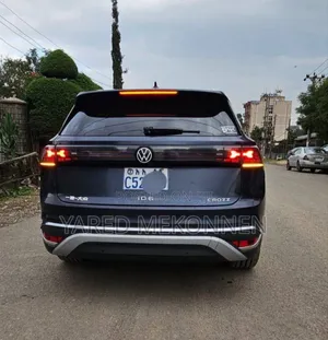 Volkswagen ID.6 2023