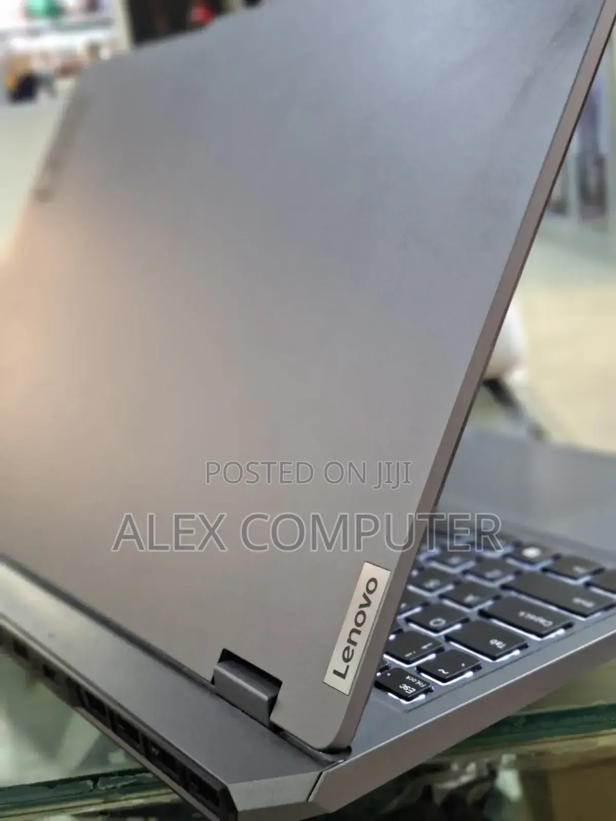 New Laptop Lenovo LOQ 15IRH8 16GB AMD Ryzen 7 SSD 1T