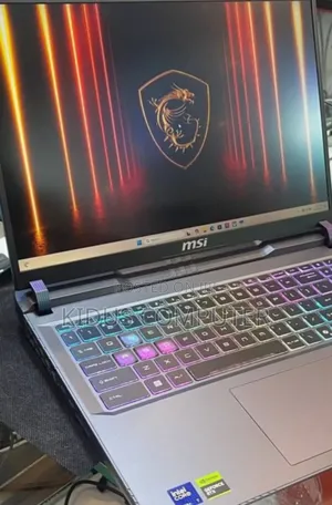 New Laptop MSI GF63 16GB Intel Core Ultra 7 SSD 1T