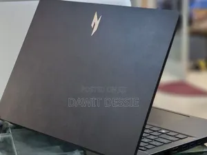 New Laptop Acer 16GB AMD Ryzen 5 SSD 512GB