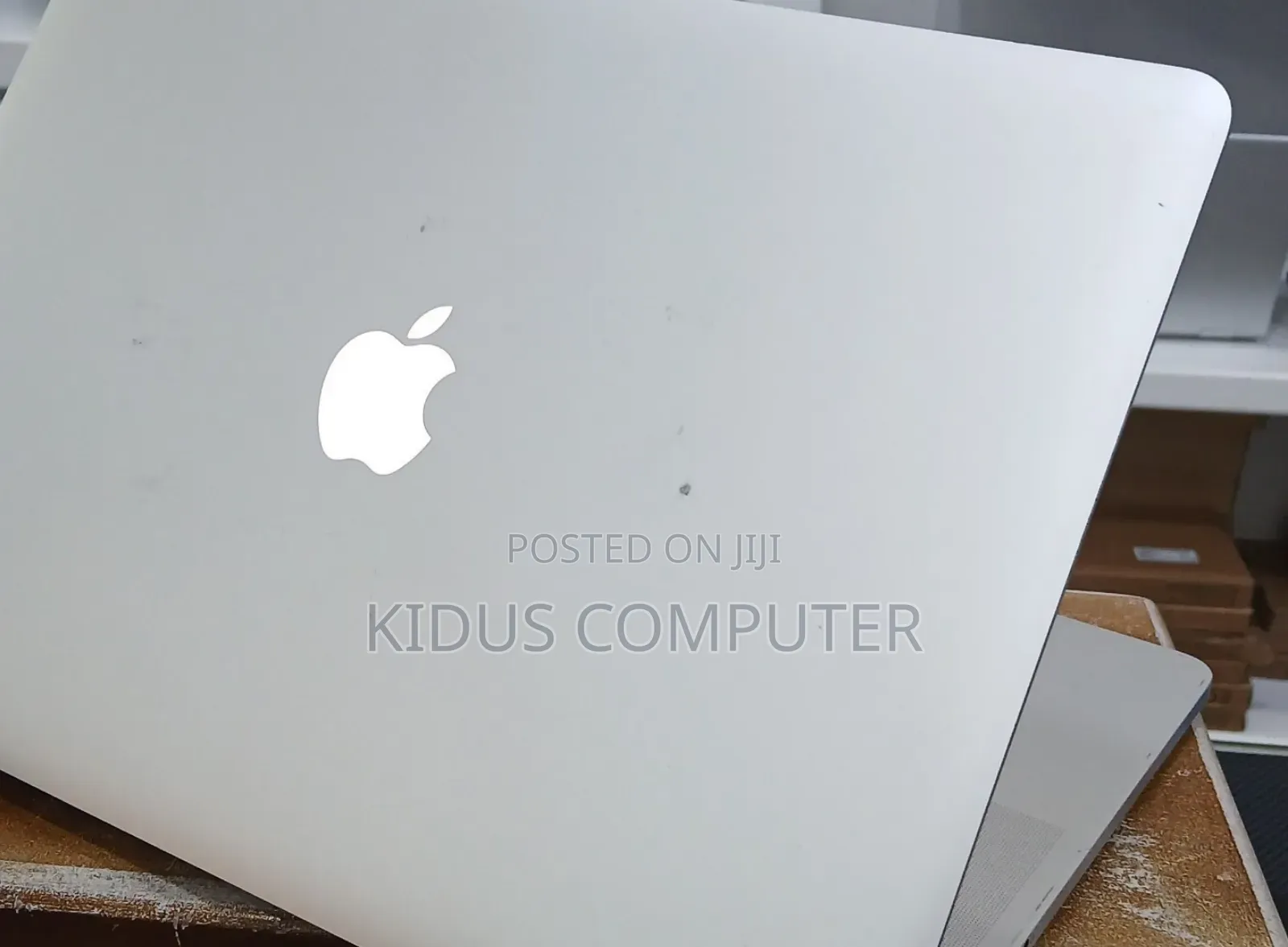 New Laptop Apple MacBook 2015 16GB Intel Core I7 SSD 256GB