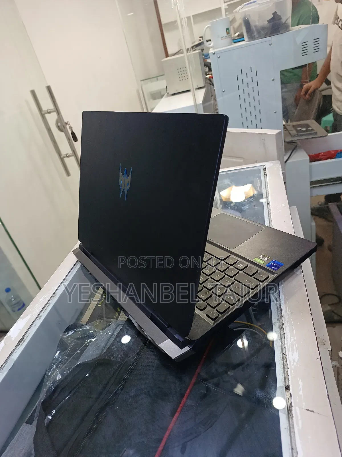 New Laptop Acer Predator Helios 300 16GB Intel Core I9 SSD 512GB